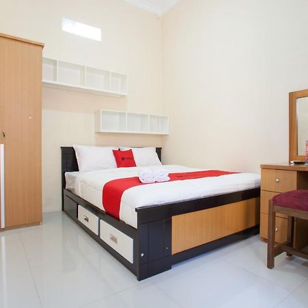 Hotel RedDoorz Syariah near UNTAG Banyuwangi Banyuwangi  Zewnętrze zdjęcie